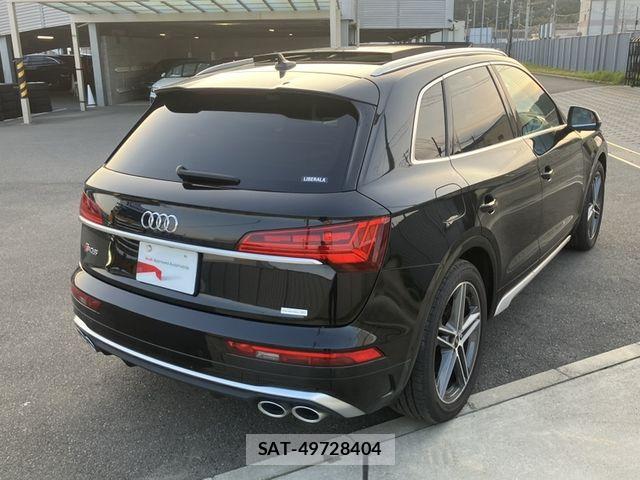 Audi SQ5 2022-06 6009732-2