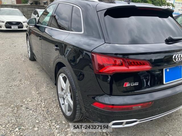 Audi SQ5 2018-02 7356916-4