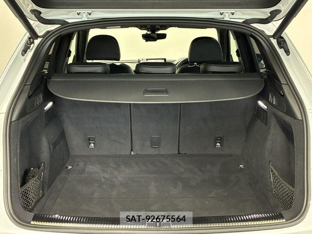Audi SQ5 2021-04 7391416-21