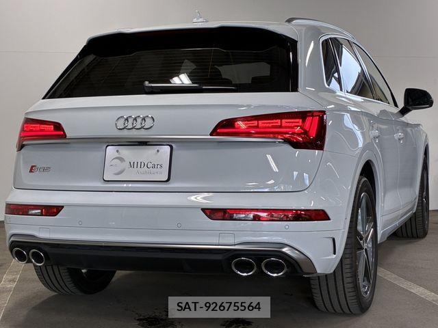 Audi SQ5 2021-04 7391416-6