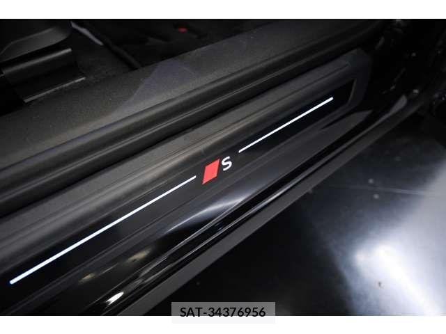 Audi SQ5 2025-09 7508147-5