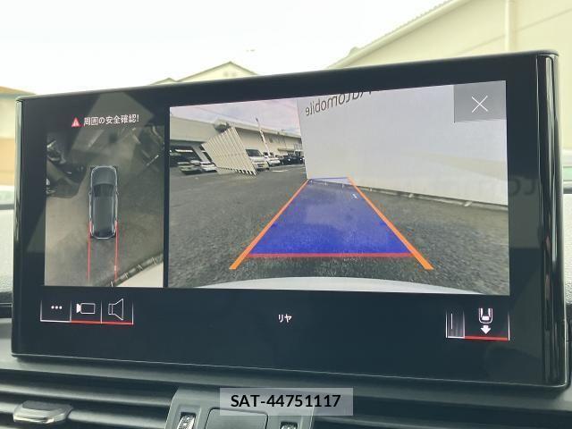 Audi SQ5 2021-06 7508148-4