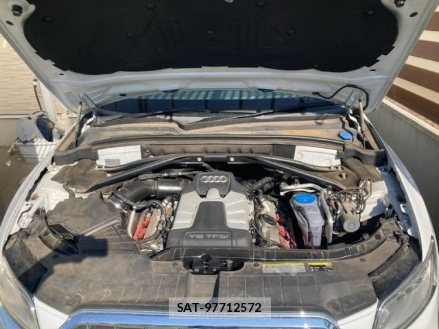 Audi SQ5 2015-12 8034486-13