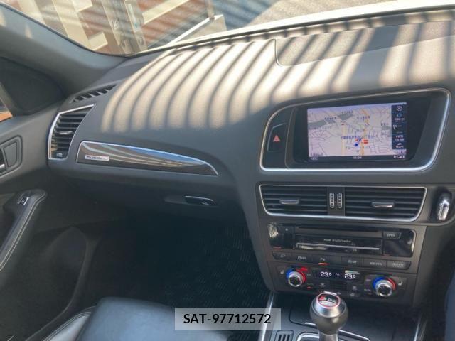 Audi SQ5 2015-12 8034486-20