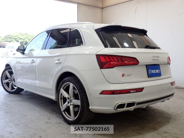 Audi SQ5 2018-12 8157998-2
