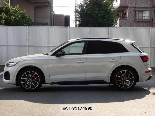 Audi SQ5 2021-11 8206428-9