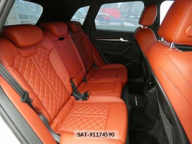 Audi SQ5 2021-11 8206428-22