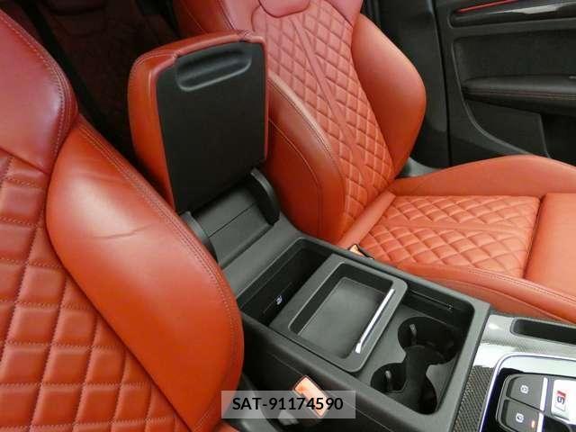Audi SQ5 2021-11 8206428-24