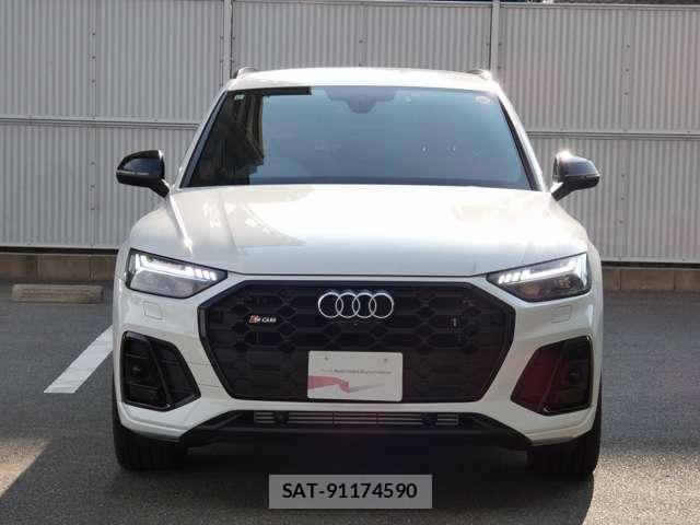 Audi SQ5 2021-11 8206428-7