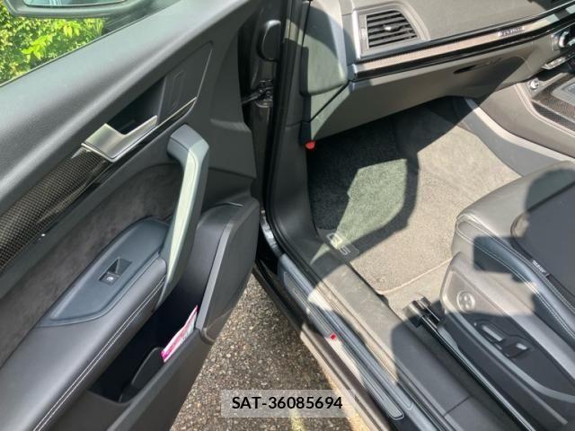 Audi SQ5 2017-12 8228976-11