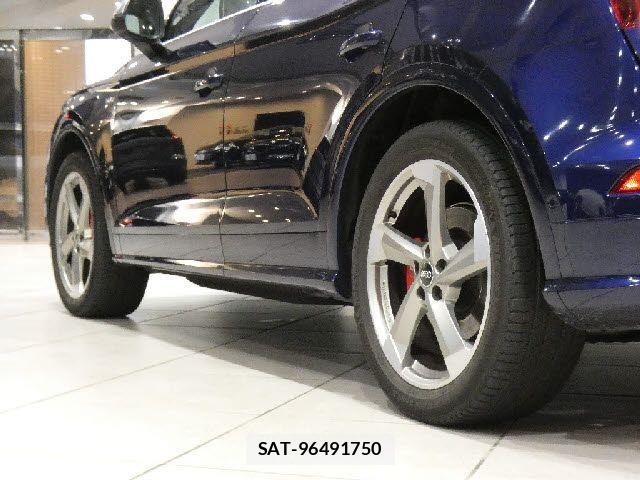 Audi SQ5 2017-12 8313186-12