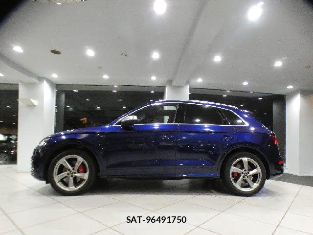 Audi SQ5 2017-12 8313186-14