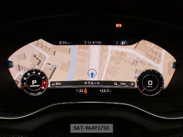 Audi SQ5 2017-12 8313186-1