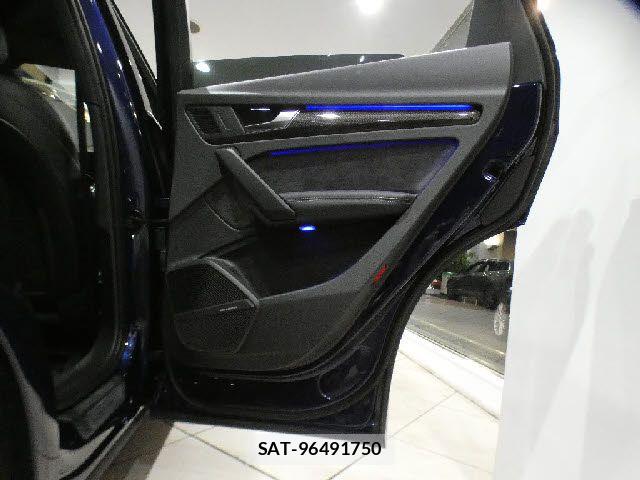 Audi SQ5 2017-12 8313186-23