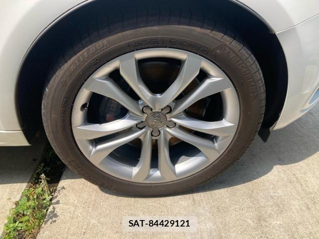 Audi SQ5 2014-02 8313187-8