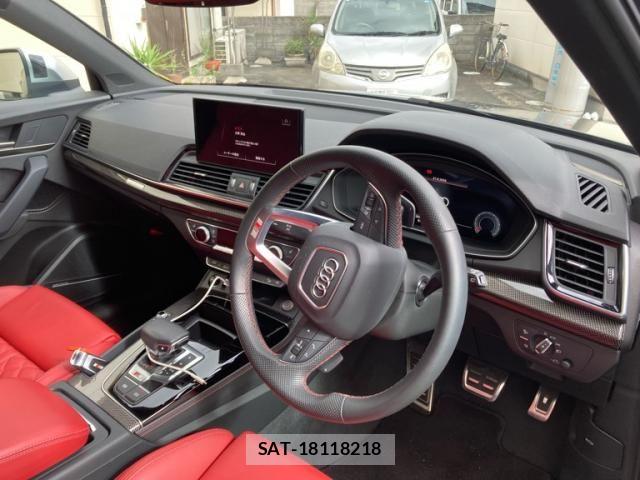 Audi SQ5 2022-01 8878763-11