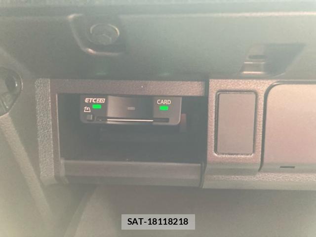 Audi SQ5 2022-01 8878763-25