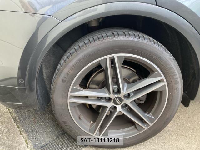 Audi SQ5 2022-01 8878763-7