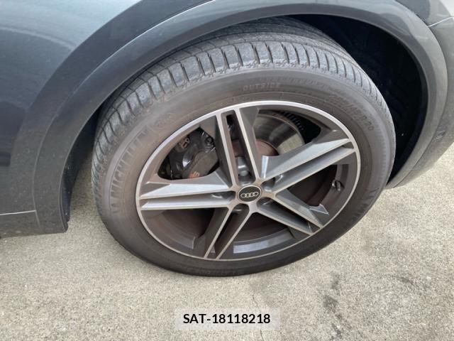 Audi SQ5 2022-01 8878763-8