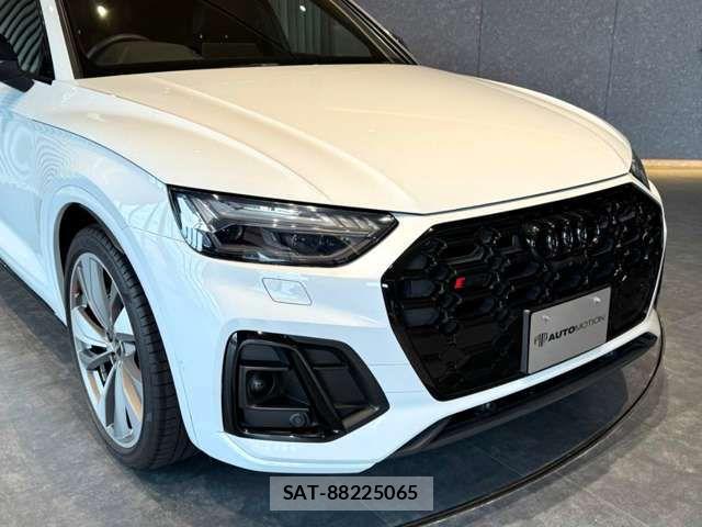 Audi SQ5 2023-05 7960581-16