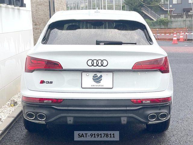 Audi SQ5 2022-02 8561219-15