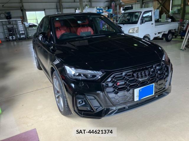 Audi SQ5 2022-09 8740673-1