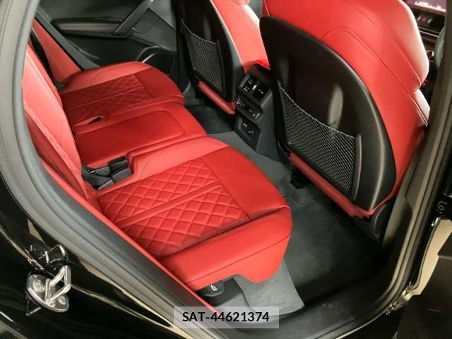 Audi SQ5 2022-09 8740673-24