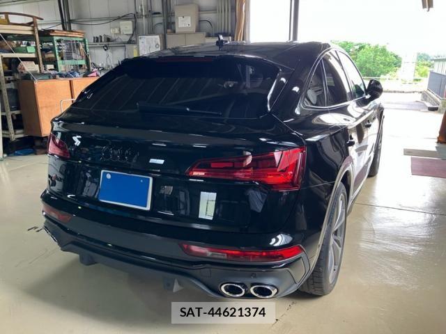 Audi SQ5 2022-09 8740673-2