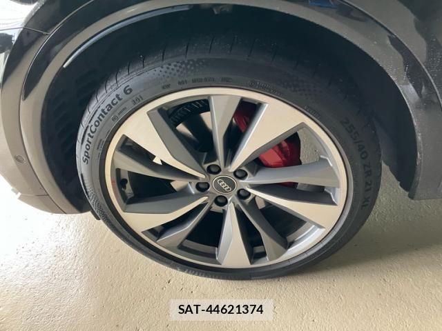 Audi SQ5 2022-09 8740673-7