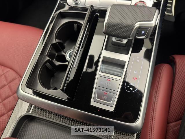 Audi Q8 2024-01 1211914-11