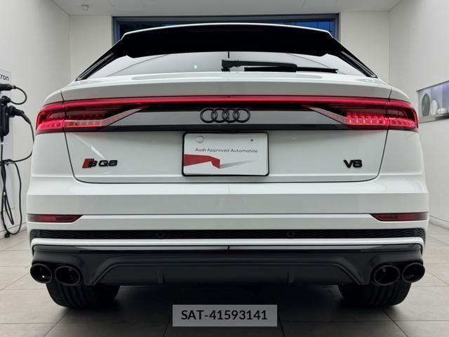 Audi Q8 2024-01 1211914-13