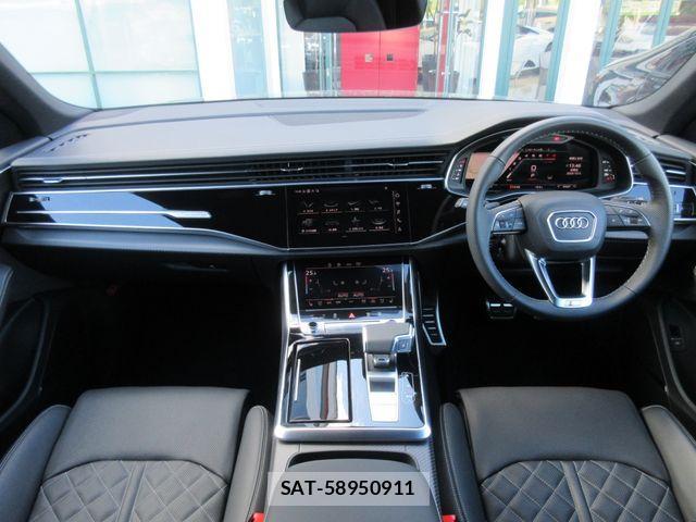 Audi Q8 2024-11 1657929-1