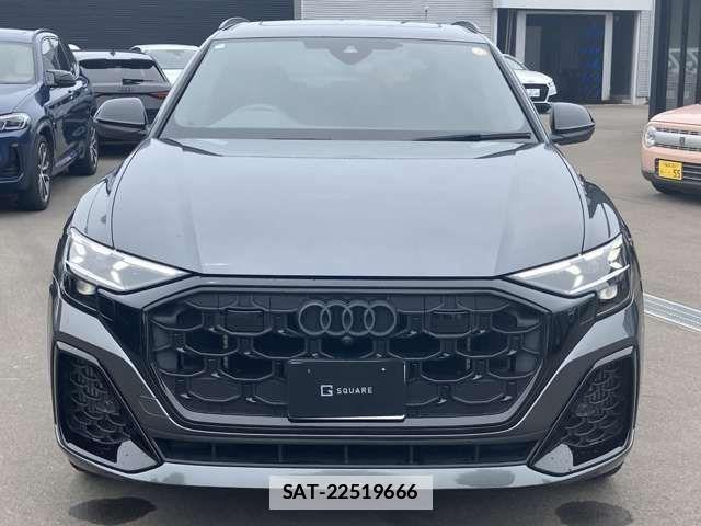 Audi Q8 2024-11 7875377-4
