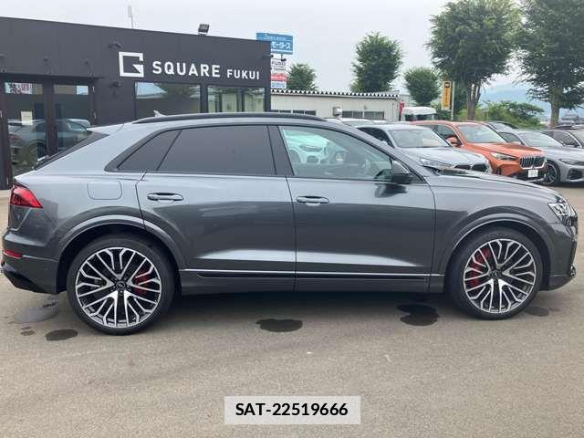 Audi Q8 2024-11 7875377-6