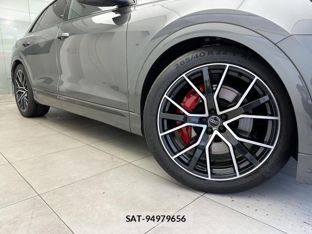 Audi Q8 2023-10 7875378-18