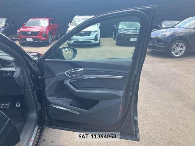 Audi E-TRON 2024-09 7499617-8