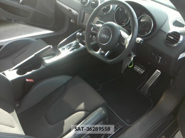 Audi TT 2011-11 1361676-1