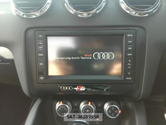 Audi TT 2011-11 1361676-8