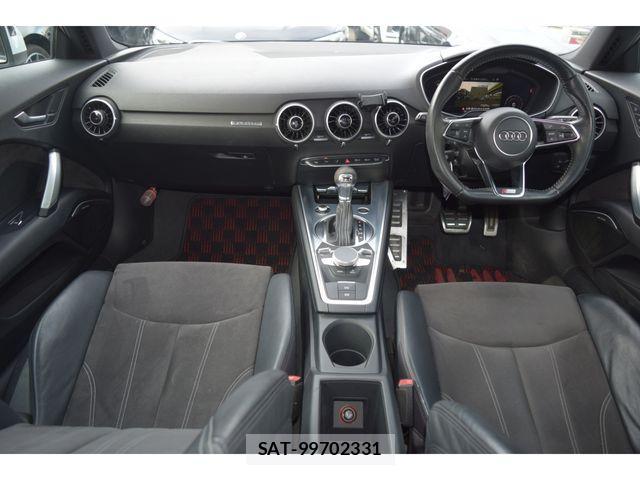 Audi TT 2016-02 3660259-9