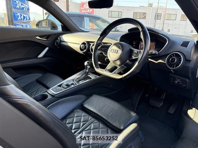 Audi TT 2015-12 3903791-5
