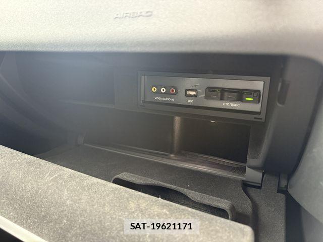 Audi TT 2013-08 4138562-12