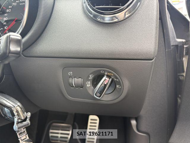 Audi TT 2013-08 4138562-14