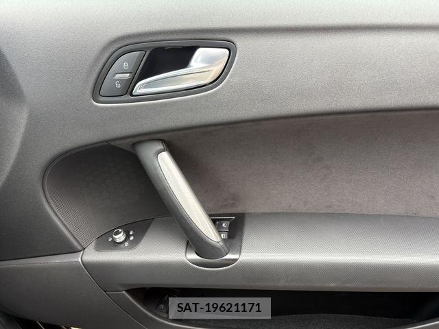 Audi TT 2013-08 4138562-15
