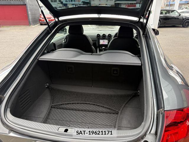 Audi TT 2013-08 4138562-16