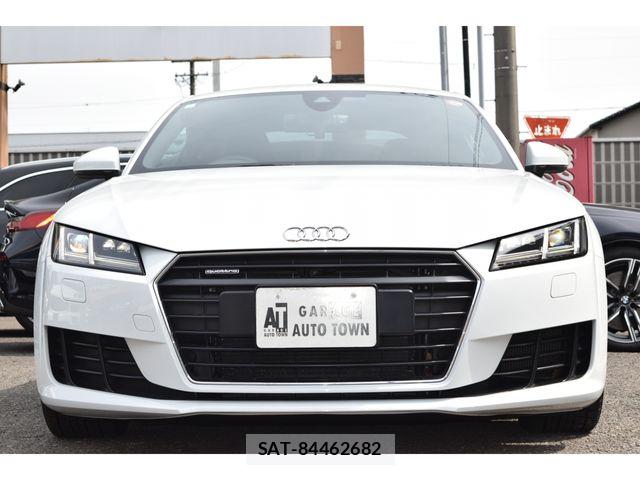 Audi TT 2017-02 4930230-1