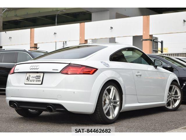 Audi TT 2017-02 4930230-3