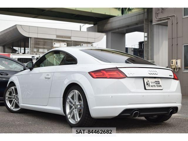 Audi TT 2017-02 4930230-4