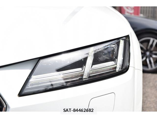 Audi TT 2017-02 4930230-8