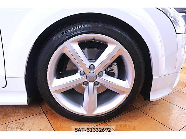 Audi TT 2013-04 6670381-12
