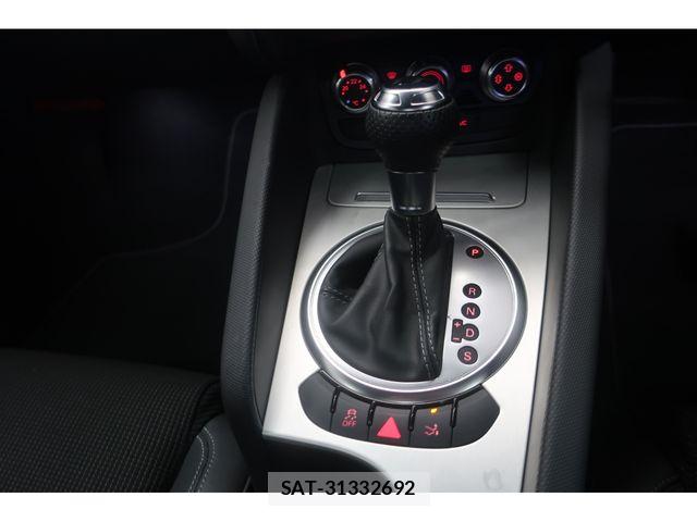 Audi TT 2013-04 6670381-23